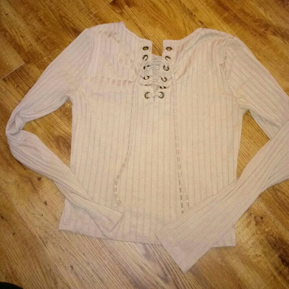 Long sleeved tan crop top